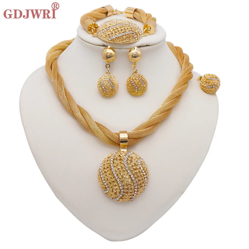 

2022 Dubai Gold Necklace Set Pendant African Nigerian Jewelry Sets Earrings Bracelets Ring Bridal Indian Fashion Quality New