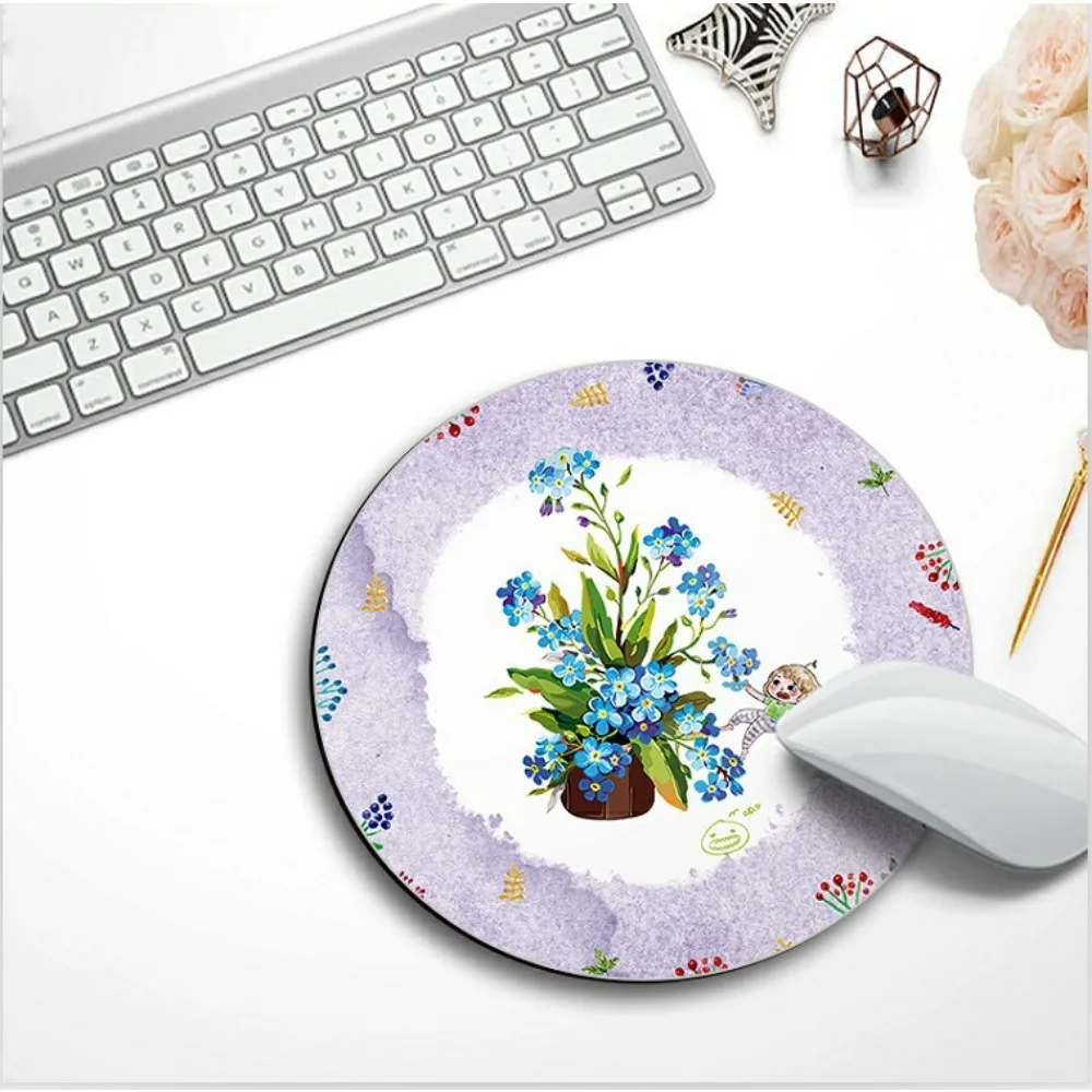 

Anti-slip mouse pads are available for wholesale based on provided pictures. They are round mini anti-slip mouse pads for office