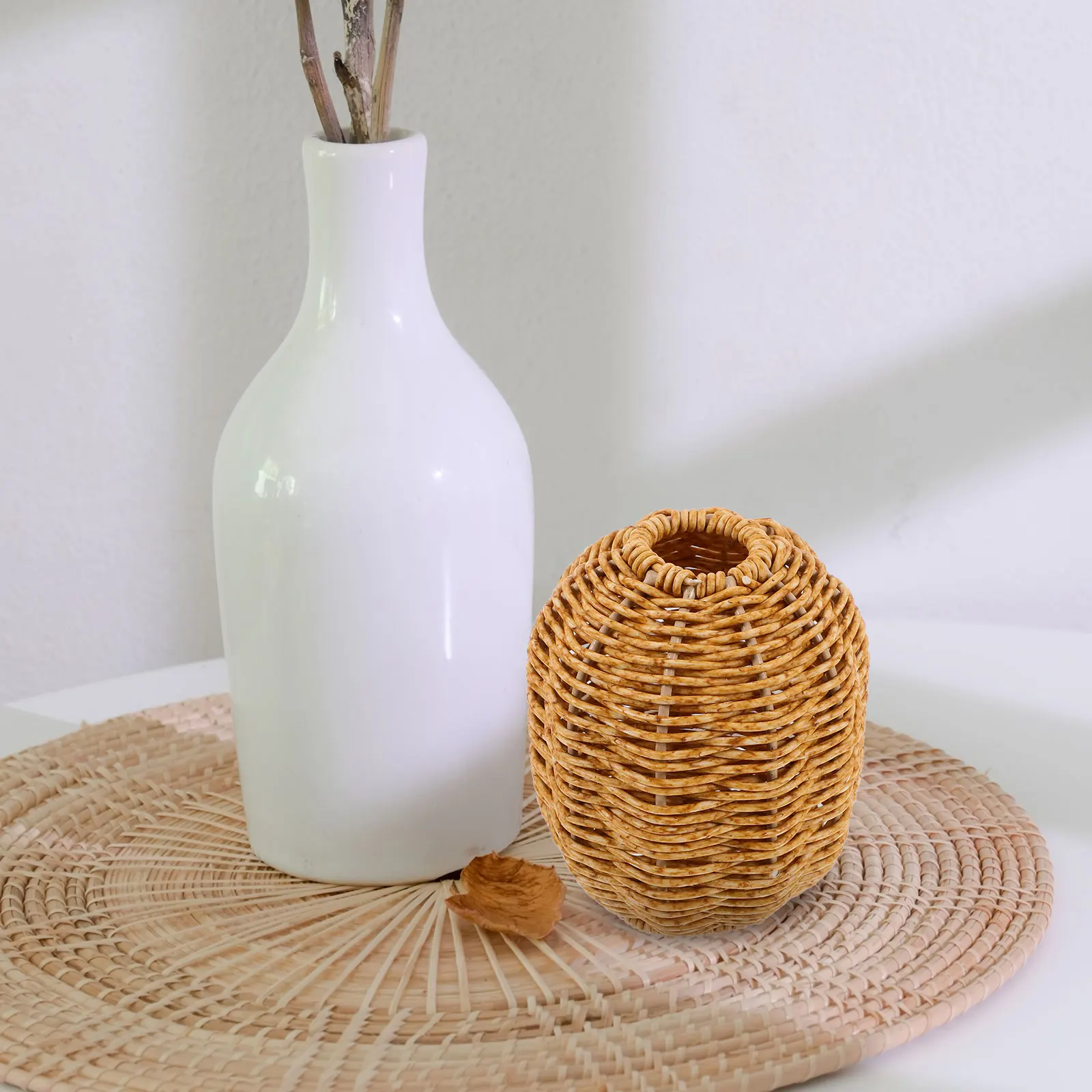 

Rustic Woven Decorative Flower Vase Imitation Rattan Vase Dried Flower Holder Indoor Decoration Flowers Holder