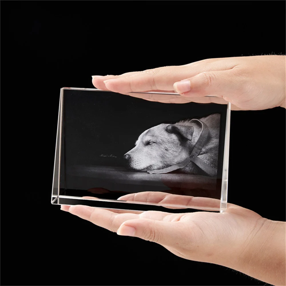 

Personalized 3D Holographic Photo, Engraved Inside the Crystal with Your Own Picture, Memorial Frame, Customized Family Gift