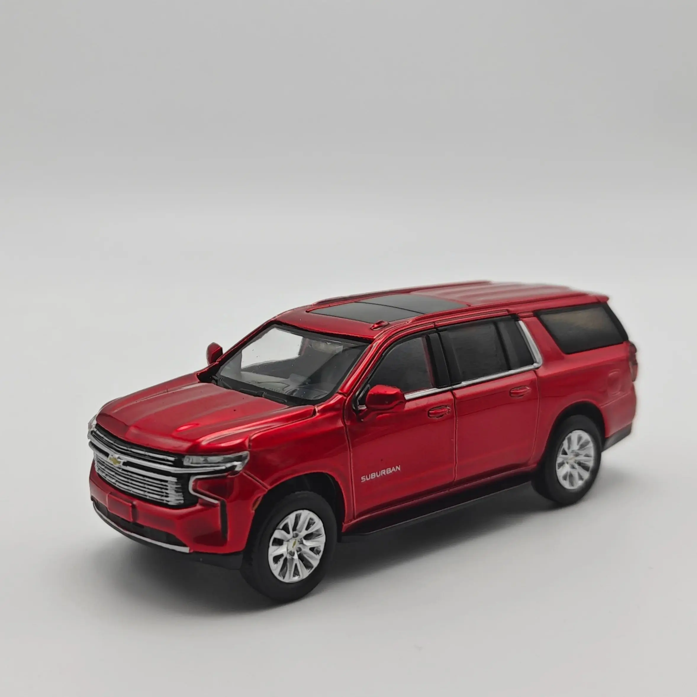 MASSDI modèle 1: 64 Chevrolet banlieue SUV modèle de voiture en alliage