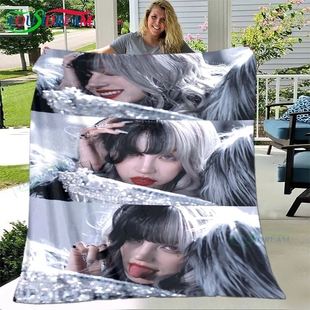 

Korean Kpop Girl Group-Yuqi-Soyeon Print Four Seasons Blanket Sofa Cover Travel Bed Plush Blanket Office Break Blanket Gift