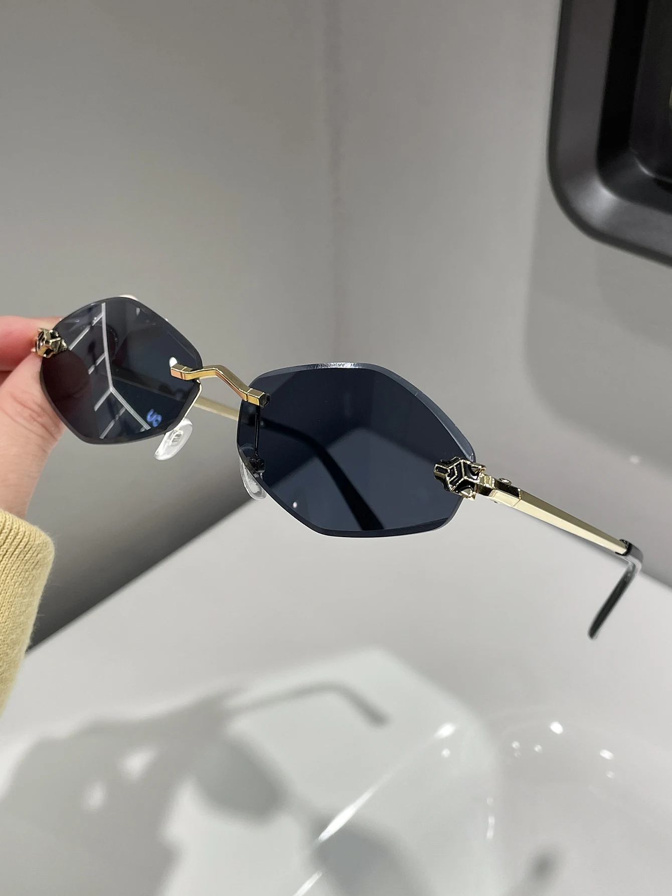 European And American Simple Style Rhombus Frame Fashion Glasses Y2K Basic Model Suitable for Daily Wear