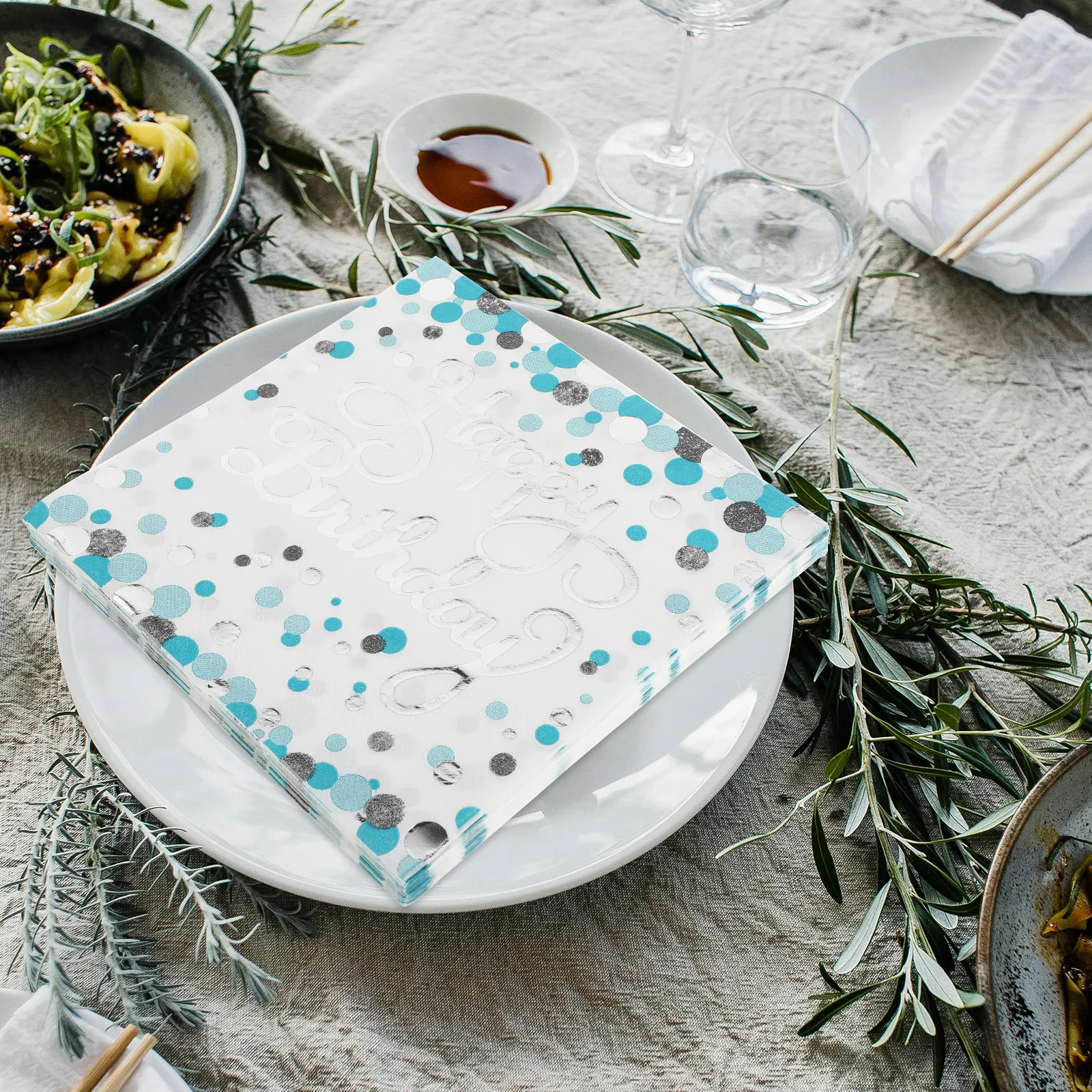 40-guardanapos-descartaveis-azuis-com-bolinhas-e-detalhes-prateados-para-festa-de-aniversario-decoracao-teal-para-mesa-de-jantar