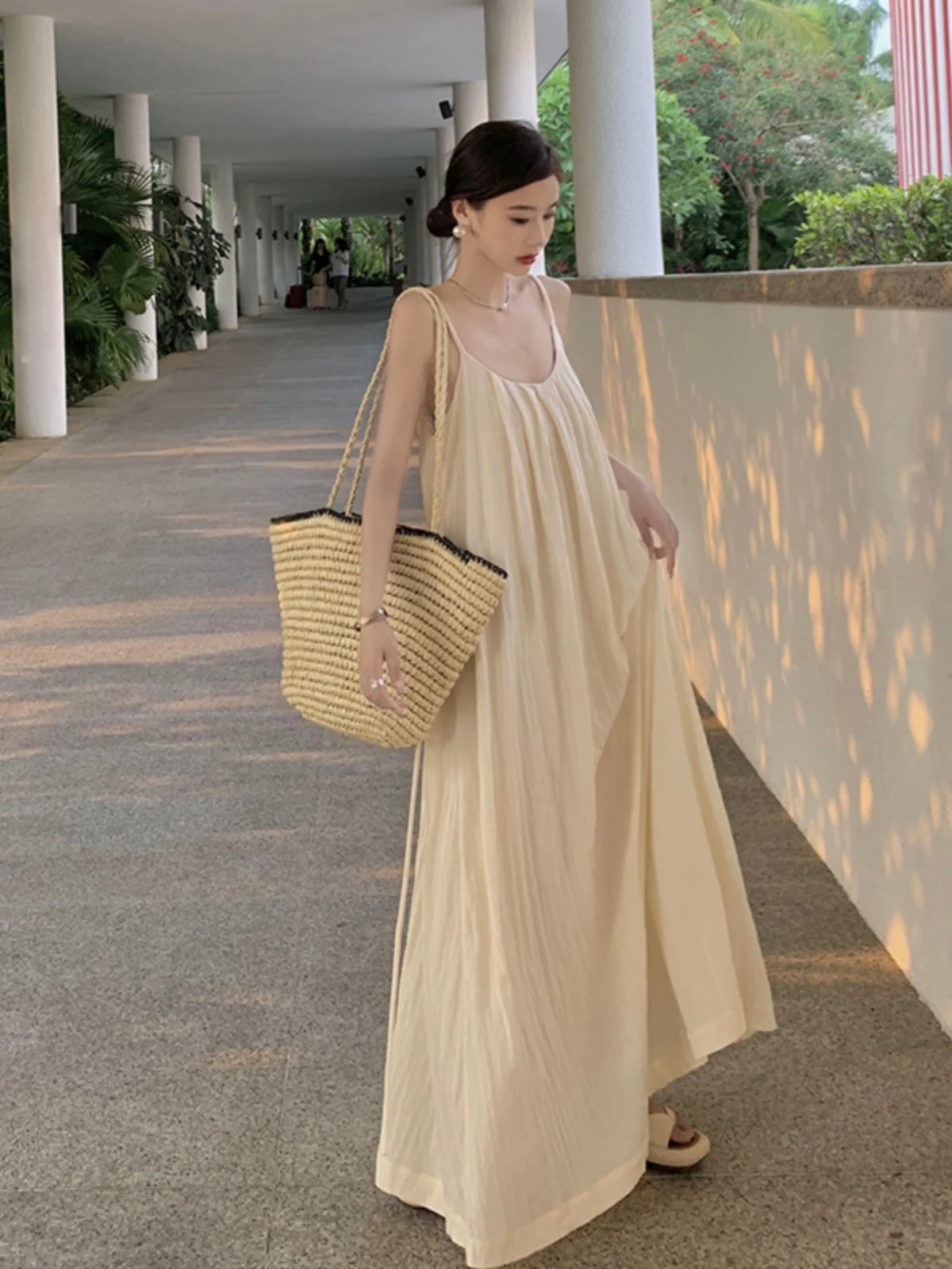 فستان صيفي بدون ظهر لقضاء العطلات على الشاطئ، تصميم فضفاض للنساء، فستان طويل بدون أكتاف على شكل حرف A، أسلوب الجزيرة الاستوائية.