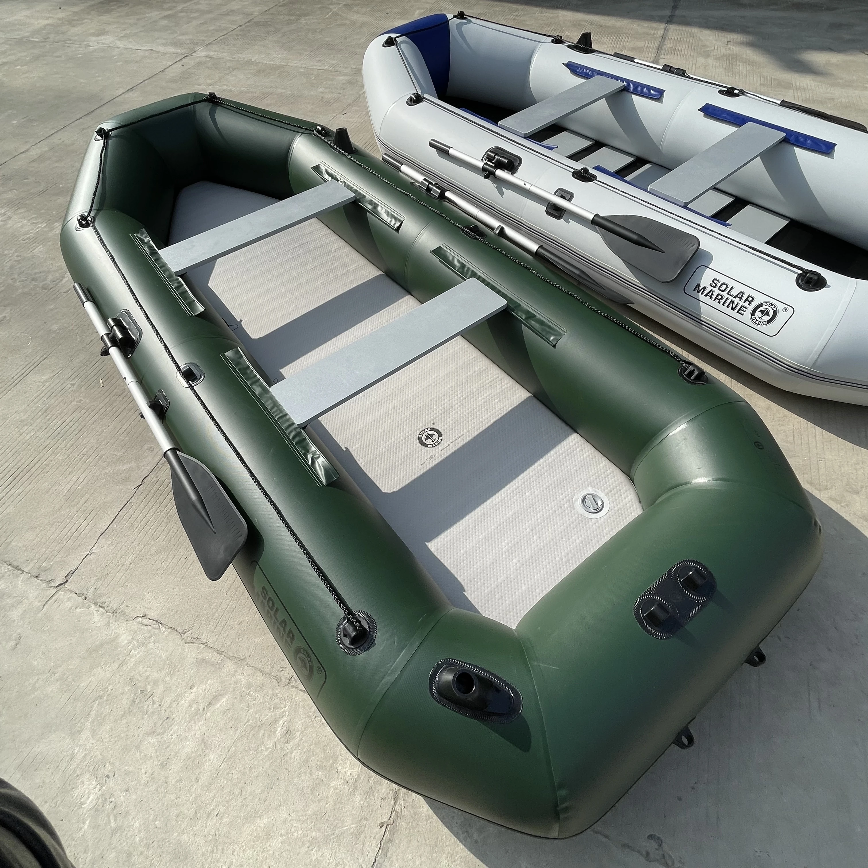 

3.3 M 5 Person Inflatable Boat PVC Fishing Kayak With Accessories
