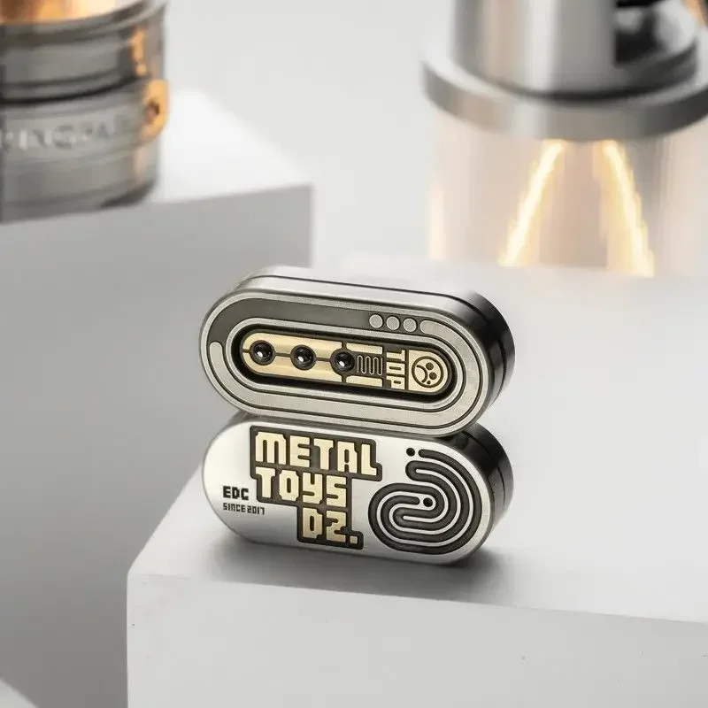Dz.2025 new Snake TOPB inlay process is a mechanical EDC decompression push card snap coin