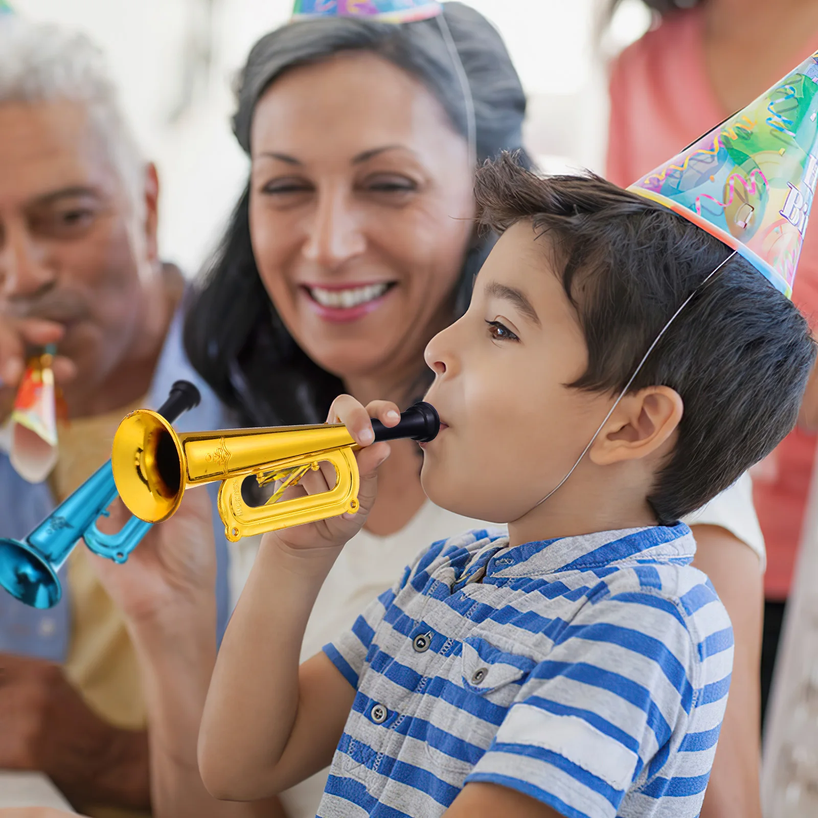 

10Pcs Noise Makers Rugged Plastic Material Portable Size Fun for Family Gatherings Event Decorations