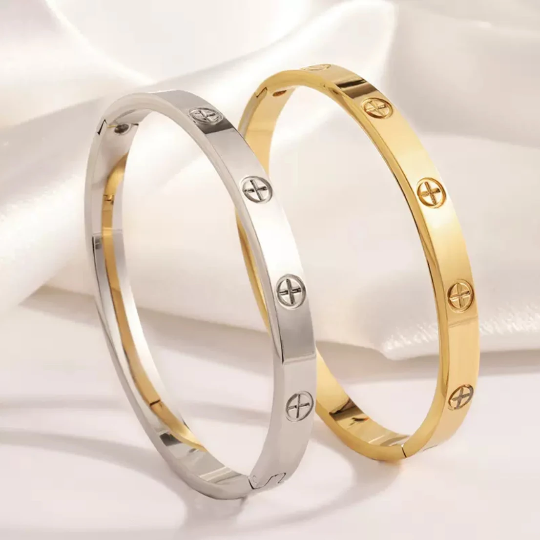 

New 2025 high-sensing titanium bracelets stainless steel pressed cross luxury bracelets men and women simple bracelets