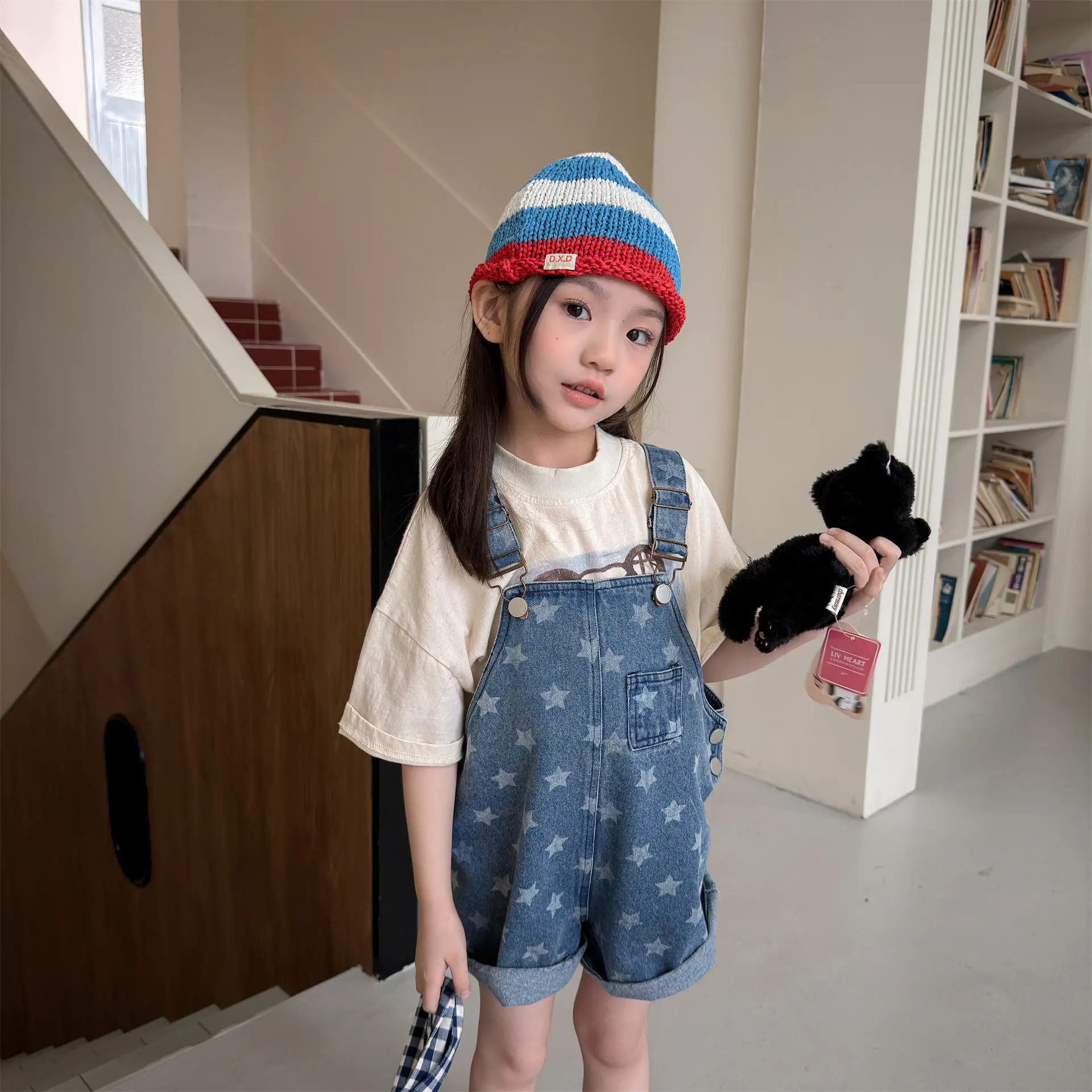 

2026 Summer New Children Denim Overalls Girls Strap Shorts Fashion Kids Clothes Toddler Loose Jeans Boys Casual Pants