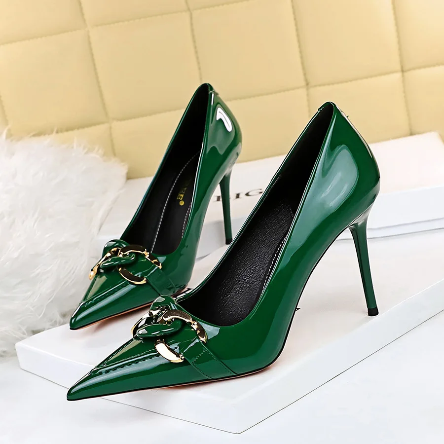 

Style Fashion Heels Women's Thin Lacquer Leather Shallow Mouth Pointed High Metal Belt Buckle Ladies Single Shoes Women Pumps