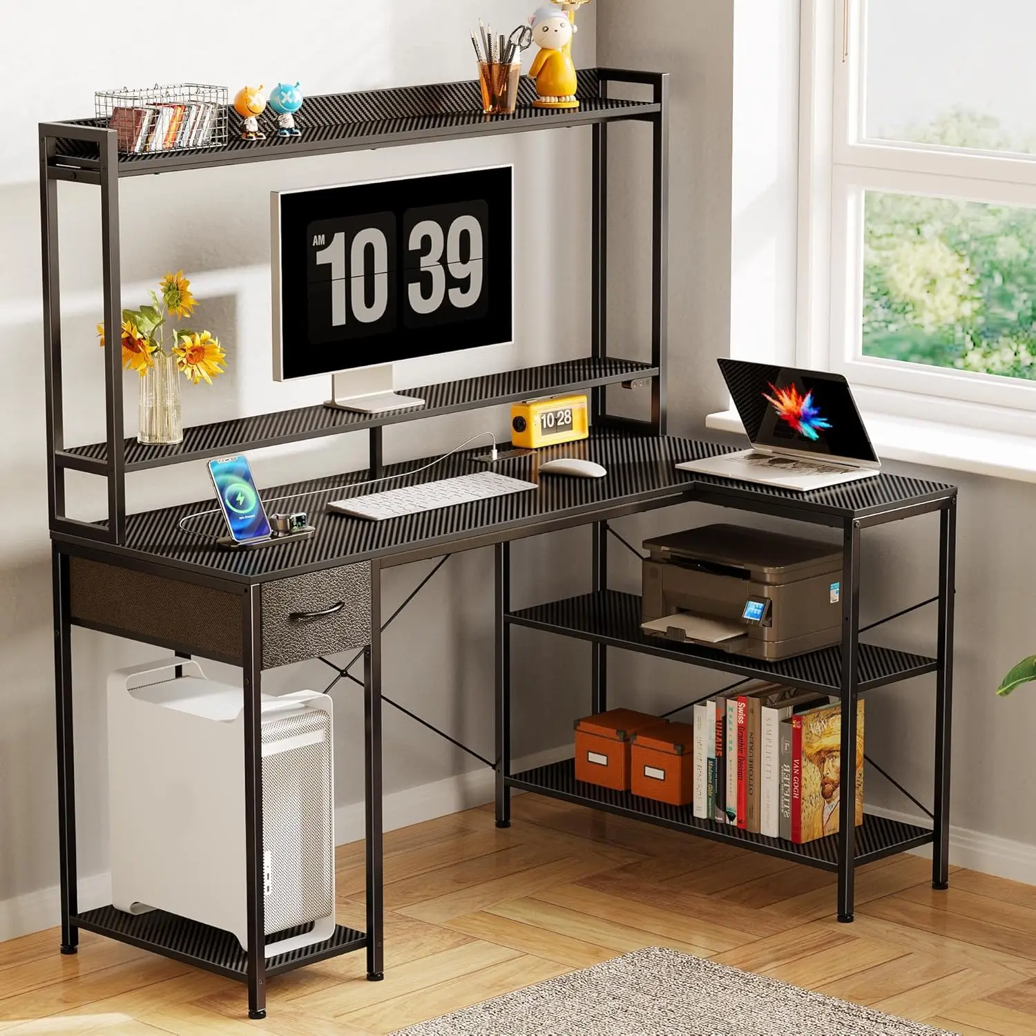 Bureau de jeu en forme de L réversible avec lumière LED et prises de courant, bureau d'ordinateur noir avec étagères, 47 pouces