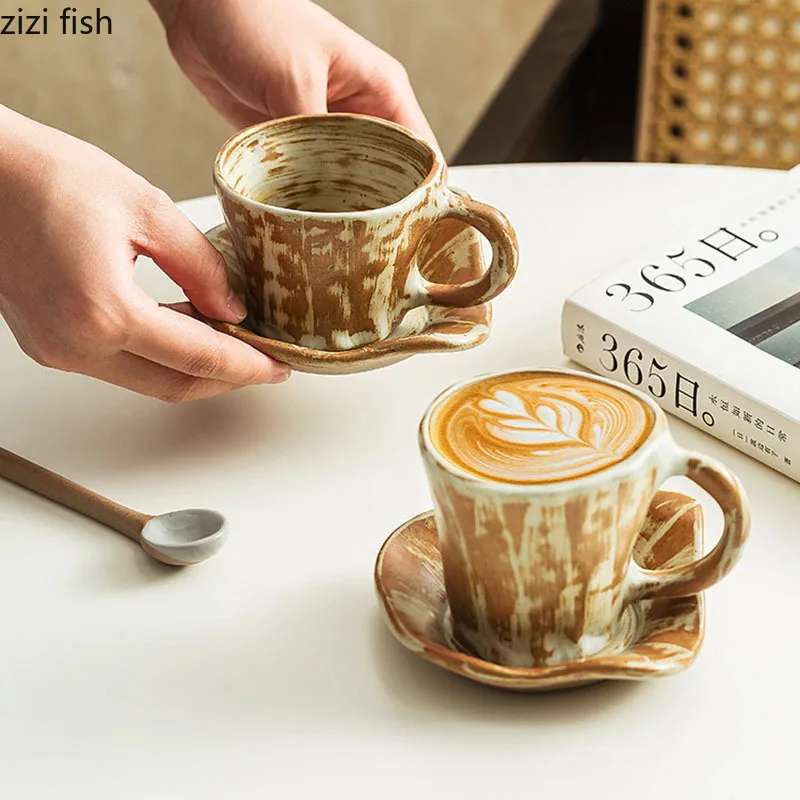 

Винтажная керамическая кружка и набор посуды, маленькая вместительная кофейная чашка, чашка для молока, чашка для чая, чашки для воды, креативные концентрированные чашки для латте