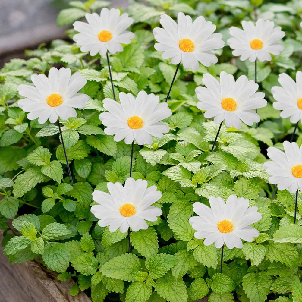 

10Pcs Decorative Daisy Flower Garden Stakes Small Lawn Art Garden Yard Stakes Outdoor Patio Flower Decoration Gardening Stake
