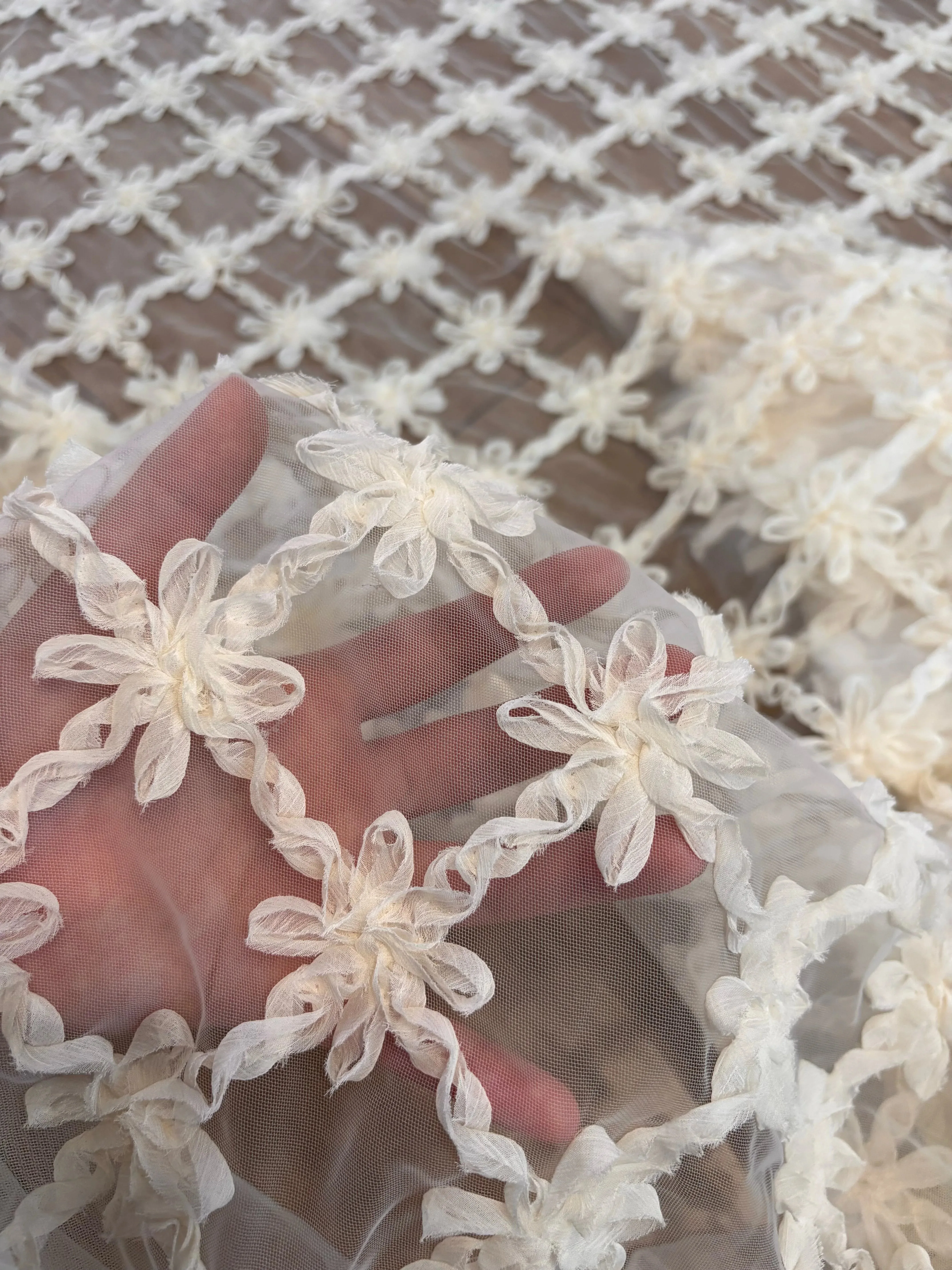 

1yard soft mesh telas Cross plate with grid embroidery fabrics for patchwork clothing cheongsam Wedding dresses DIY fabric