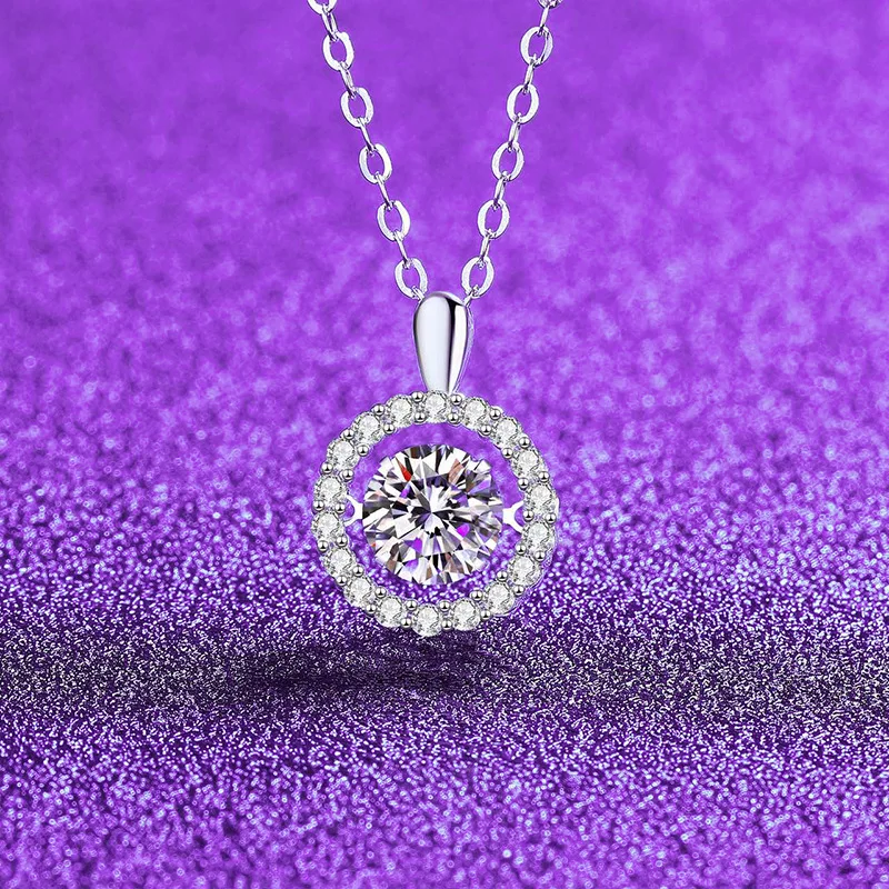 0.5CT Dancing Moissanite Necklace 925 Sterling Silver Halo Round Pendant Necklace Colar de Prata for Women Wedding Jewellry Gift