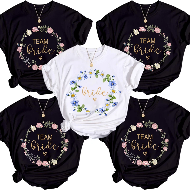 

Floral Hoop Aesthetic Bridesmaid T Shirt Team Bride Top Tees Femme Wedding Shower T-Shirt Girl Bachelorette Hen Party T Shirts