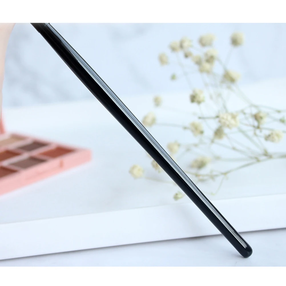 Juego de brochas para delineador de ojos, 2 uds., crin suave, mango largo de madera, herramientas profesionales de maquillaje de ojos, aplicador de sombra de ojos líquida