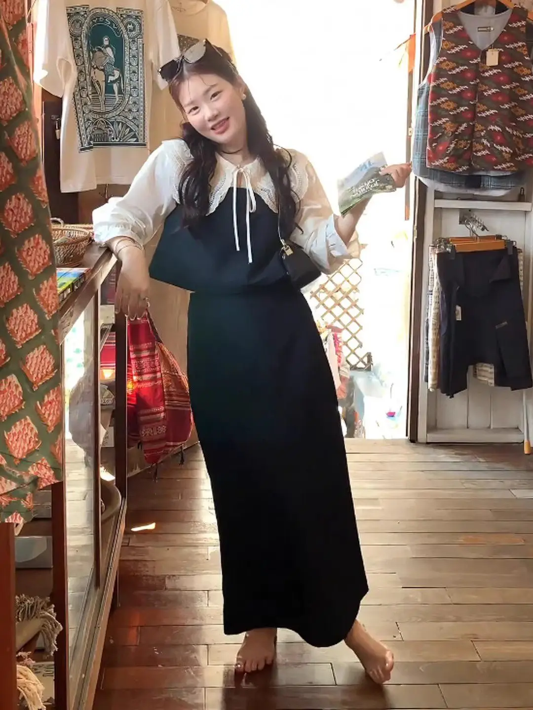 

Elegant Hollow out White Shirt Vest Top Half Skirt Women's Fashion Set Spring Collection Breathable Polyester Fiber