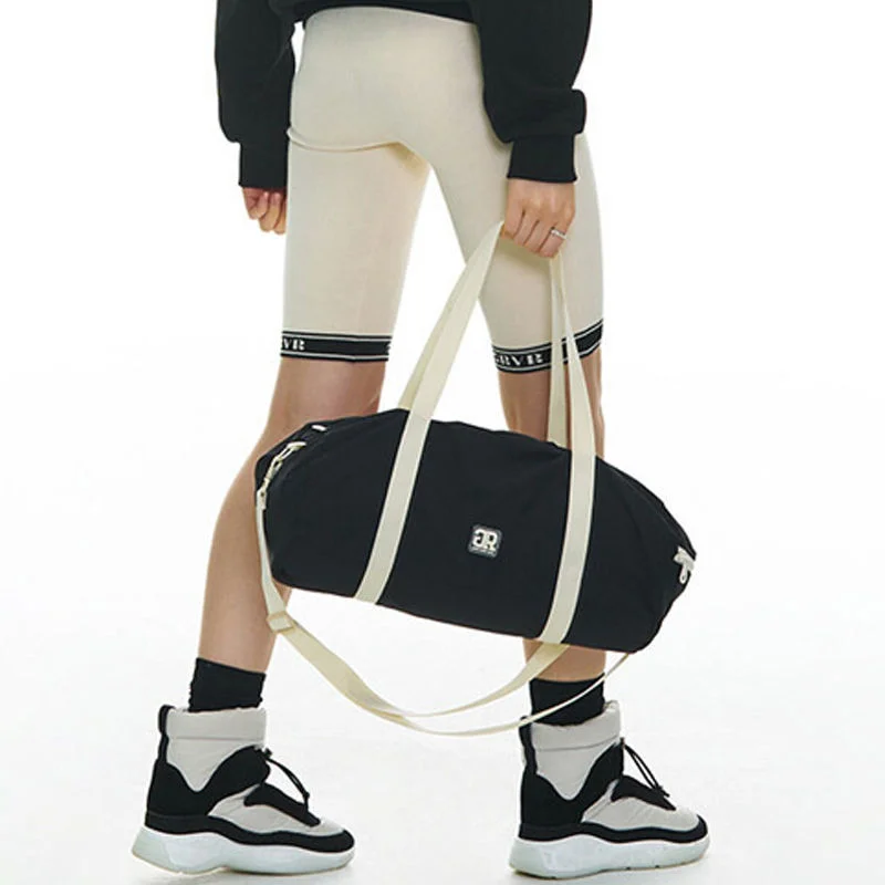 

Lightweight Nylon ColorBlock Golf Bag Large Capacity Niche Fitness Gym Bag Sports Handheld Crossbody Messenger Bag for Men Women