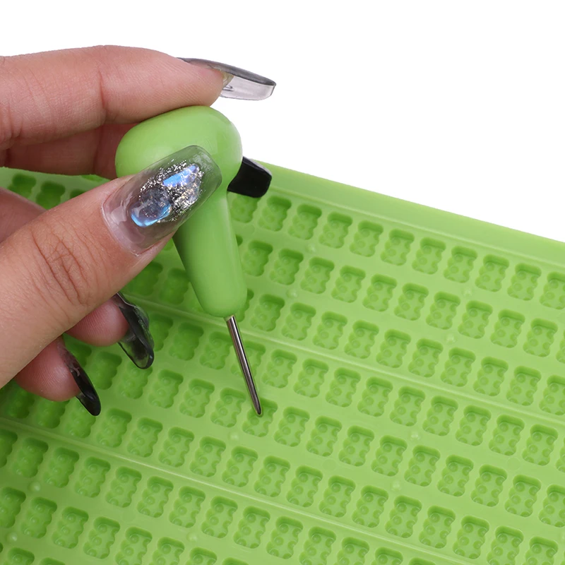 Tablero de escritura Braille de plástico para escuela, tablero de escritura portátil de 9 líneas y 30 celdas con lápiz óptico, 1 Juego