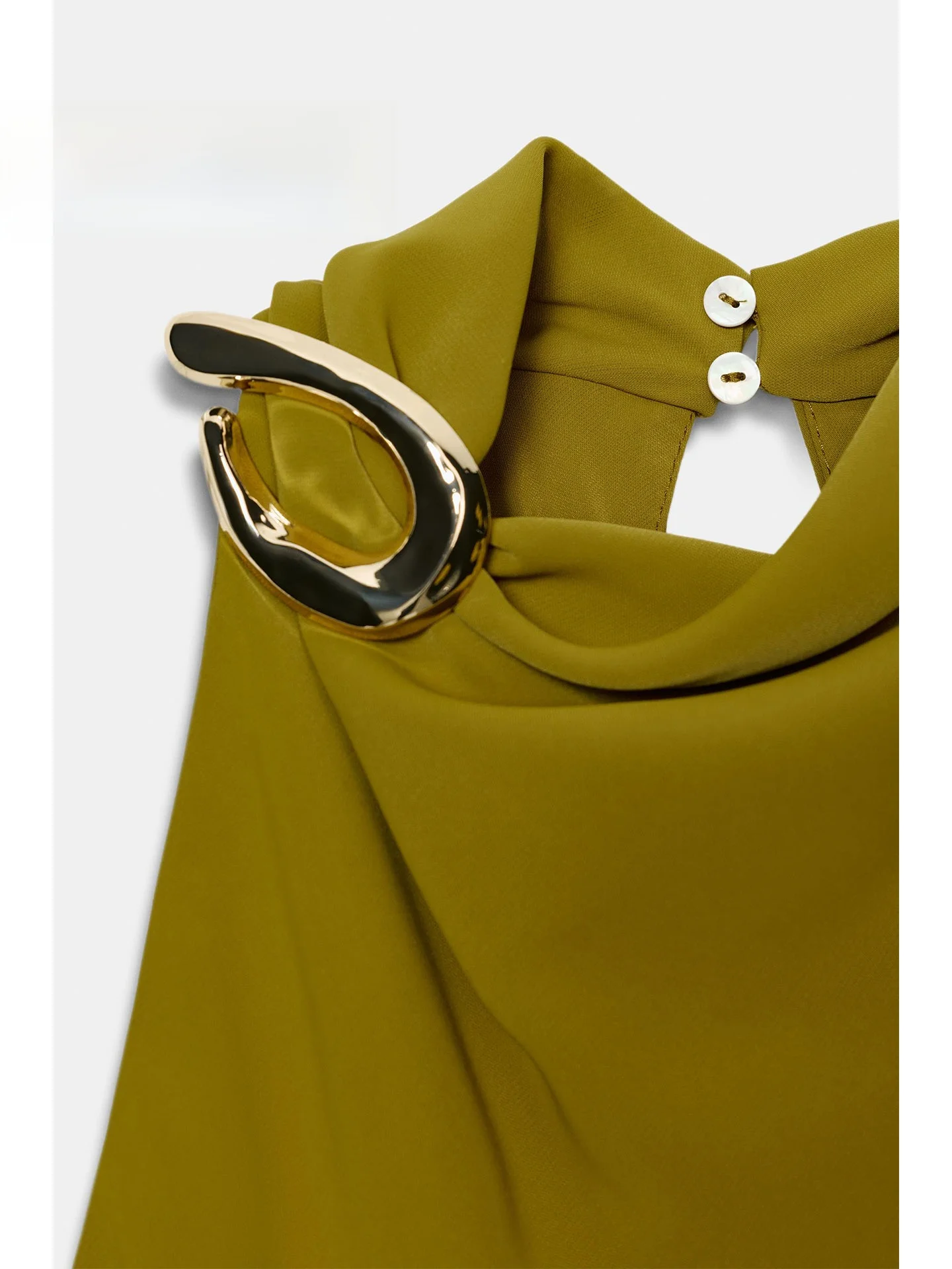 جديد شتاء 2025 Sle مثير بياقة Svel معلقة Ne بلوزة نسائية للتخسيس متعددة الاستخدامات غير رسمية مقصوصة للخصر irt