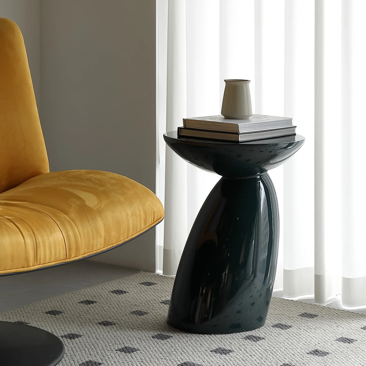 Table basse laquée piano créative, table champignon moderne, canapé de salon élégant et simple