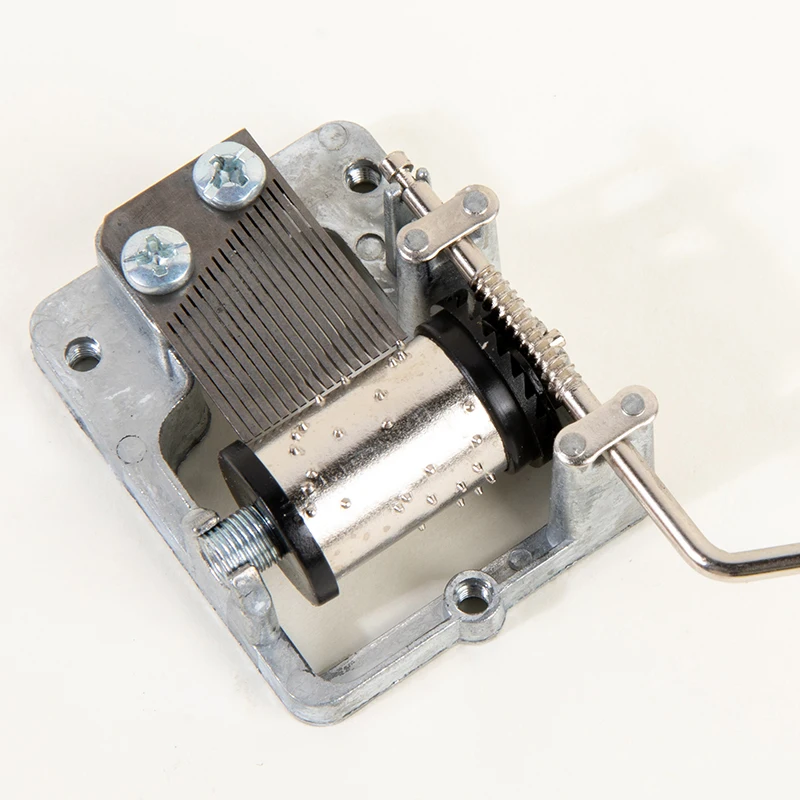 Wooden Montessori Cartoon Animal Music Box Hand Crank Color Print Music Box Early Educational Toys Children's Birthday Gifts