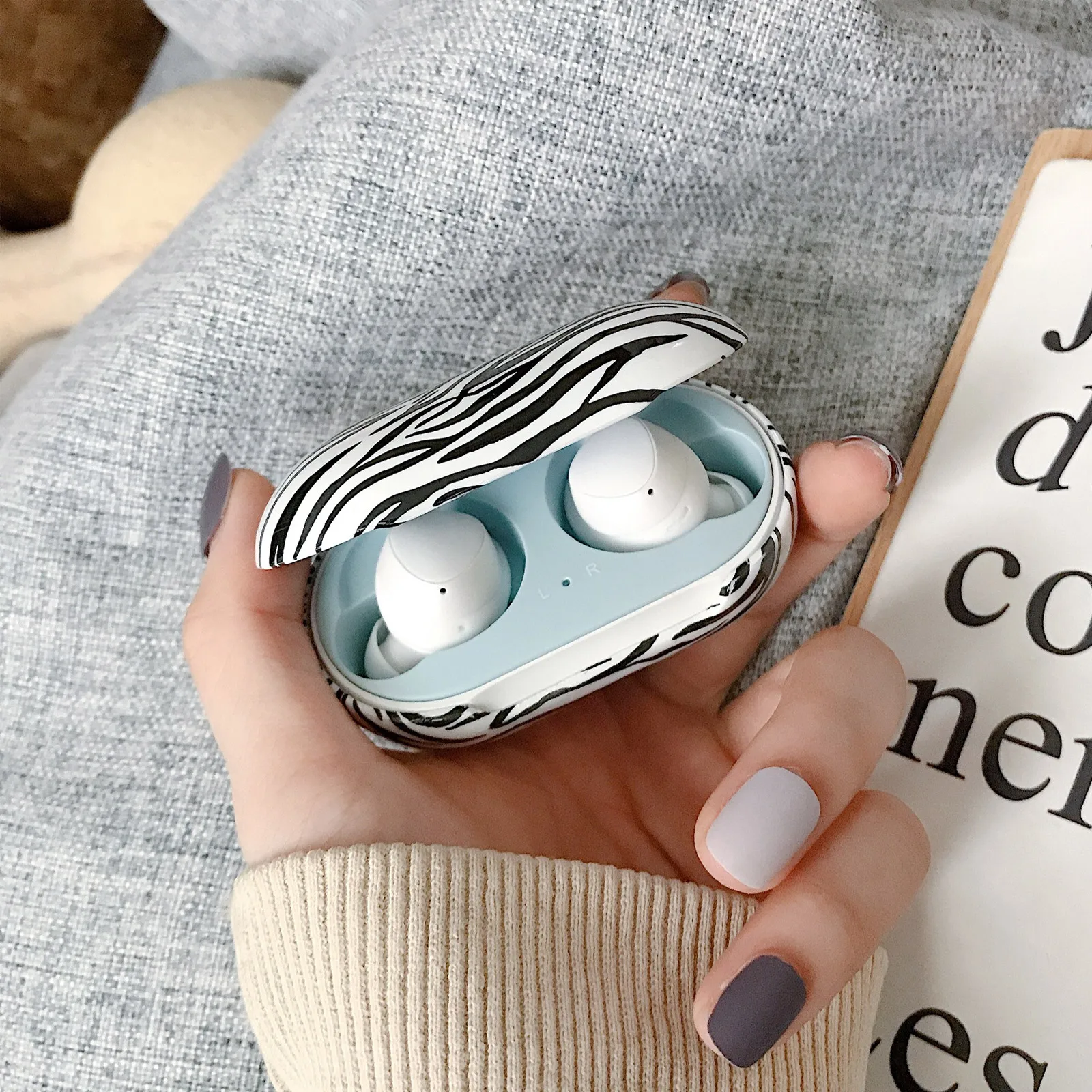 

Wireless Earphone Case Waterproof Hard Cover For Buds/Buds Plus Charging Hole Anti-Shock Drop Protection Animal Pattern