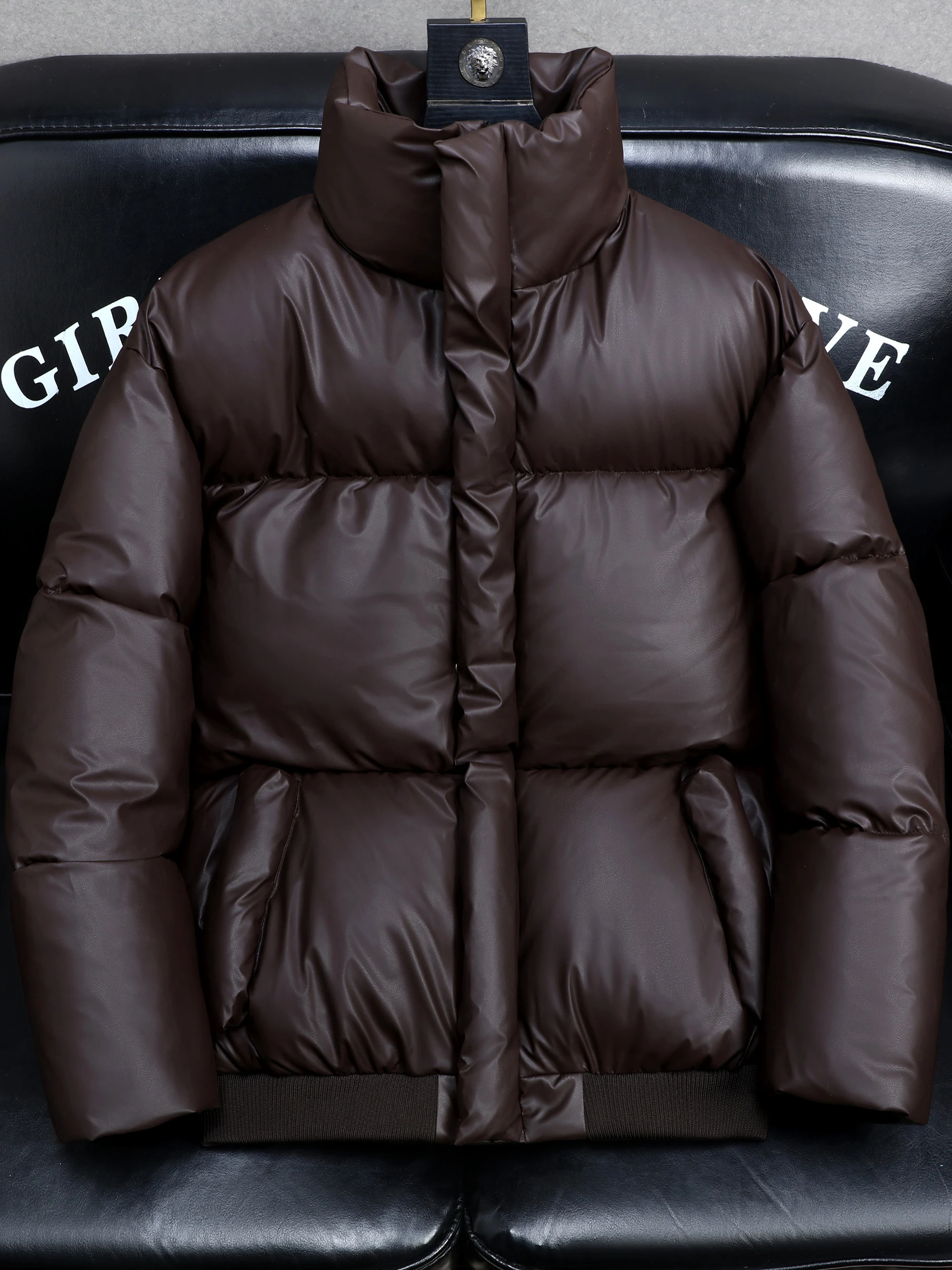 2025 Winter Men's Thiened down Cotton Jaet Warmth Anti-Cold PU Leather Cotton Clothes Youth Faion Urban Sle Long Sve