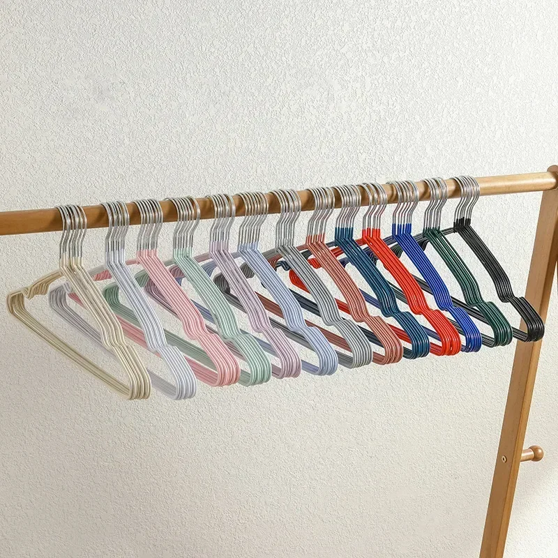 30pcs- Metal Traceless No-slip Clothes Hangers, Durable Strong Clothes Racks, Household Space Saver For Organization Of Bedroom。