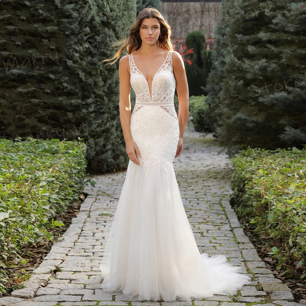 Abiti da sposa da donna moderni a sirena piuttosto squisiti abiti da sposa in pizzo con scollo a V profondo Sexy abiti da sposa senza schienale