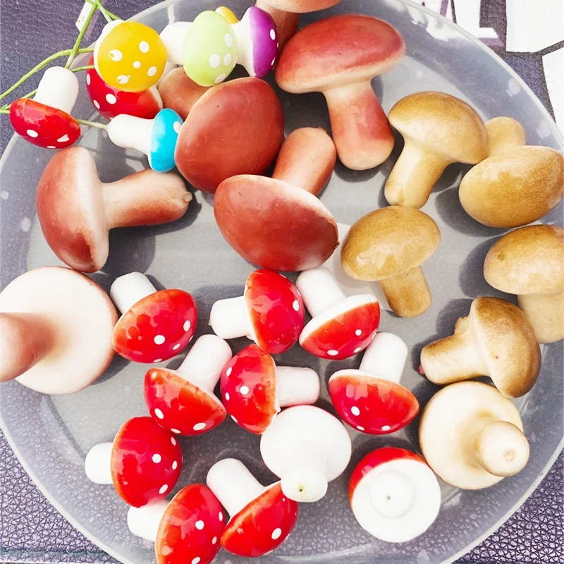 10Pcs Tiny Fake Mushroom Mini Mushrooms Miniature Figurines for Micro Garden Landscape Terrarium Crafts Dollhouse Decoration