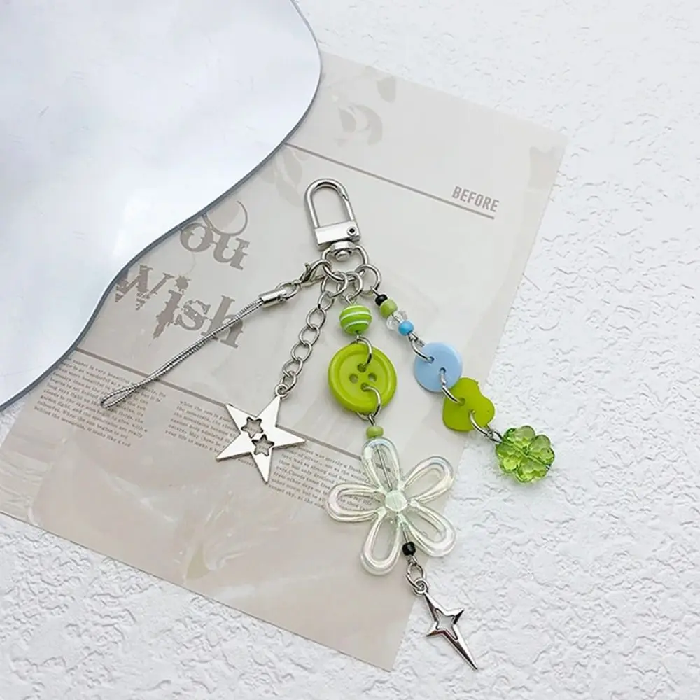 Summer Lucky Grass Phone Charms Green Five-pointed Star Four-leaf Clover Beaded Keychain Y2k Flower Grass Keychain Gifts