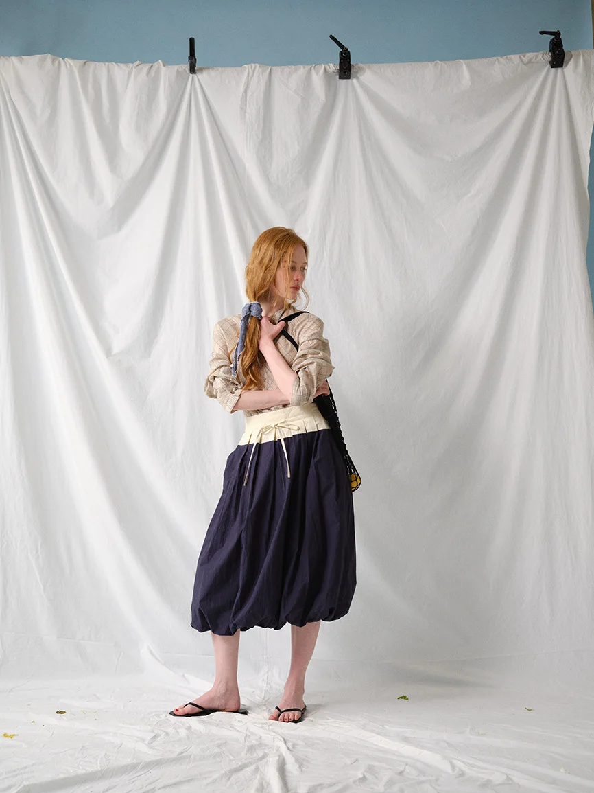 

Женская юбка Lazy Sailing из хлопка с цветными блоками синего и белого цветов, весна-лето, новый стиль, стандартный крой, для повседневной носки, с принтом «Цветочный бутон»