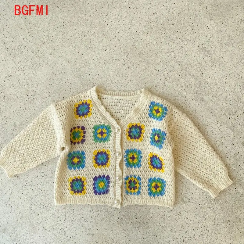 New Korean Children's Beige Clothing for Spring Summer 2025 Sweater Cardigan Girls Hollowed Out Flower Knit Sweater Toddler Coat