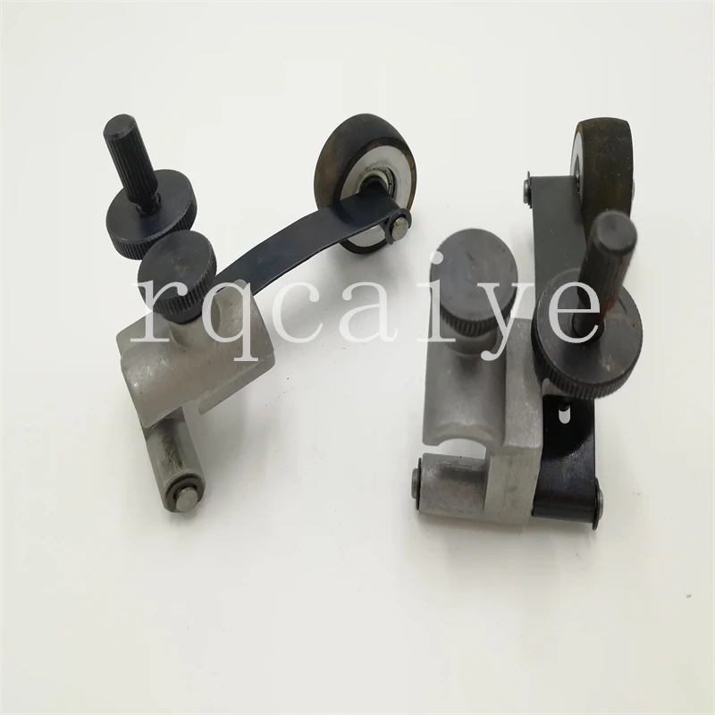 

1 пара бумажных колес Komori для подачи бумаги