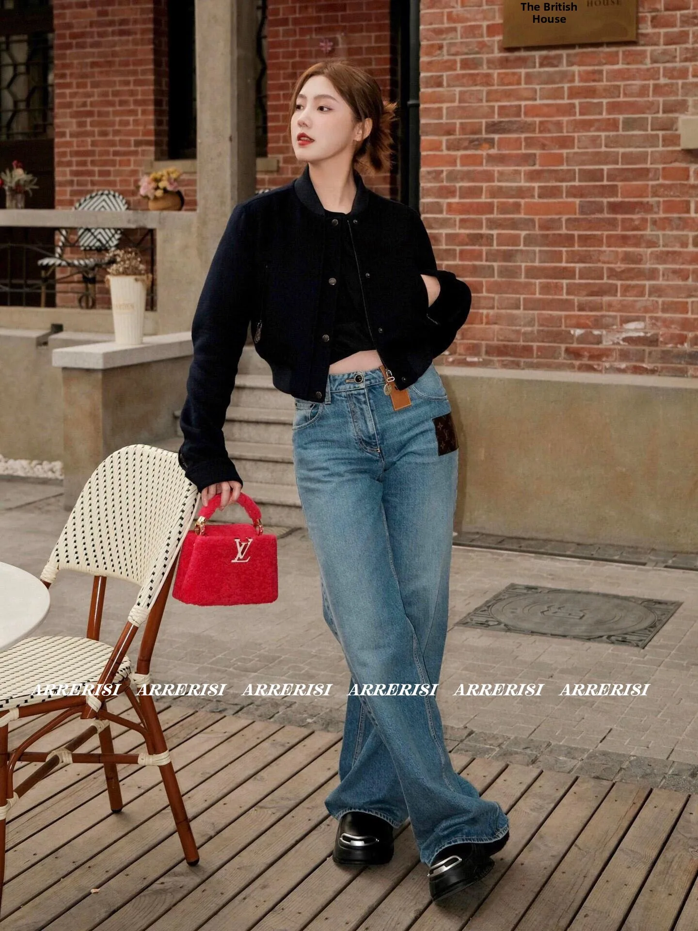 

High Waist Straight Leg Wide Leg Jeans Women's New Product Leather Tag Denim Pants Winter Season Ladies Fit Slightly Stretchy