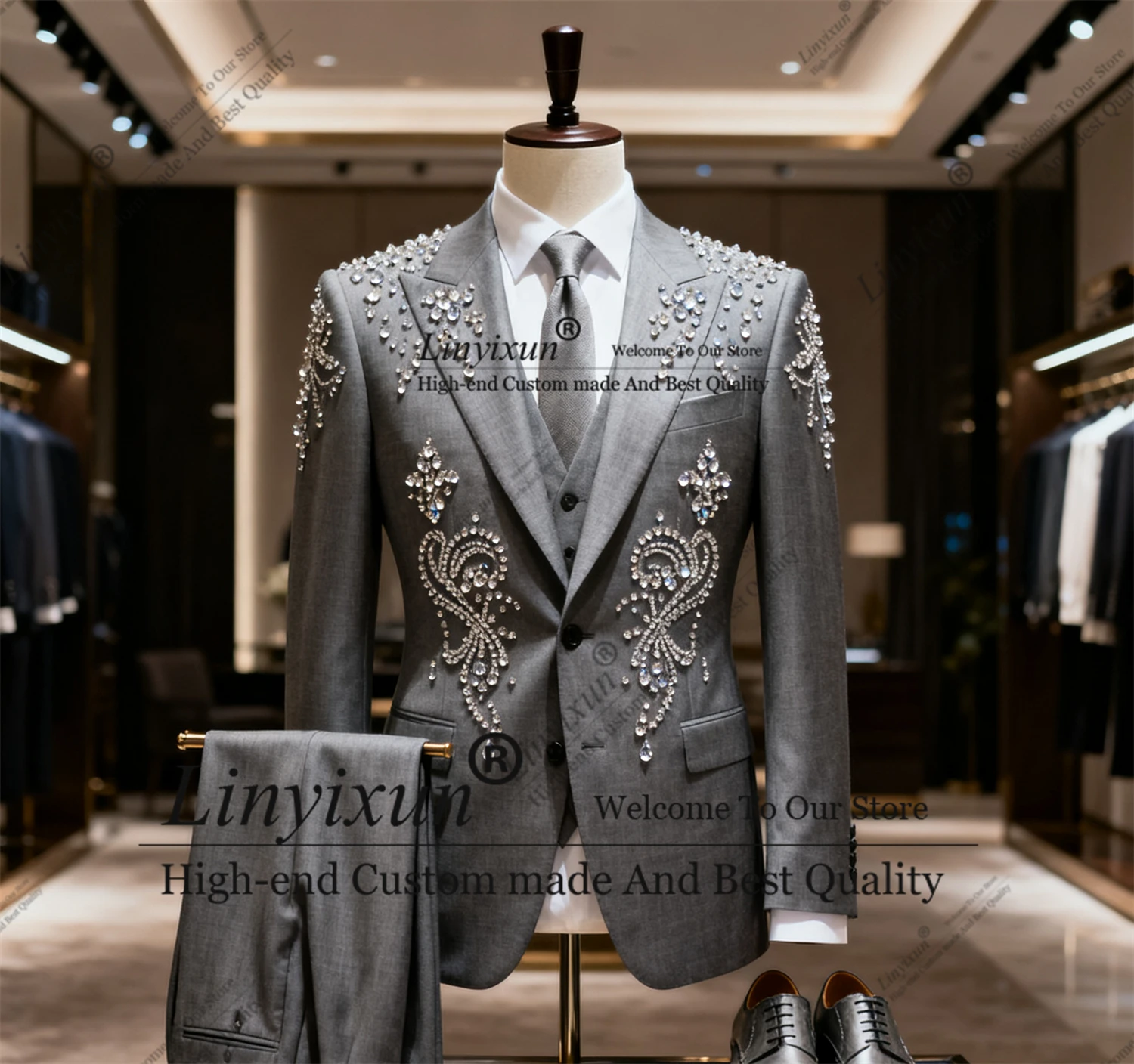 أنيقة الرجال الدعاوى 3 قطعة مجموعات الزفاف العريس سهرة الراقية الراين مطرز الذكور حفلة موسيقية الحلل مخصصة ضئيلة زي أوم