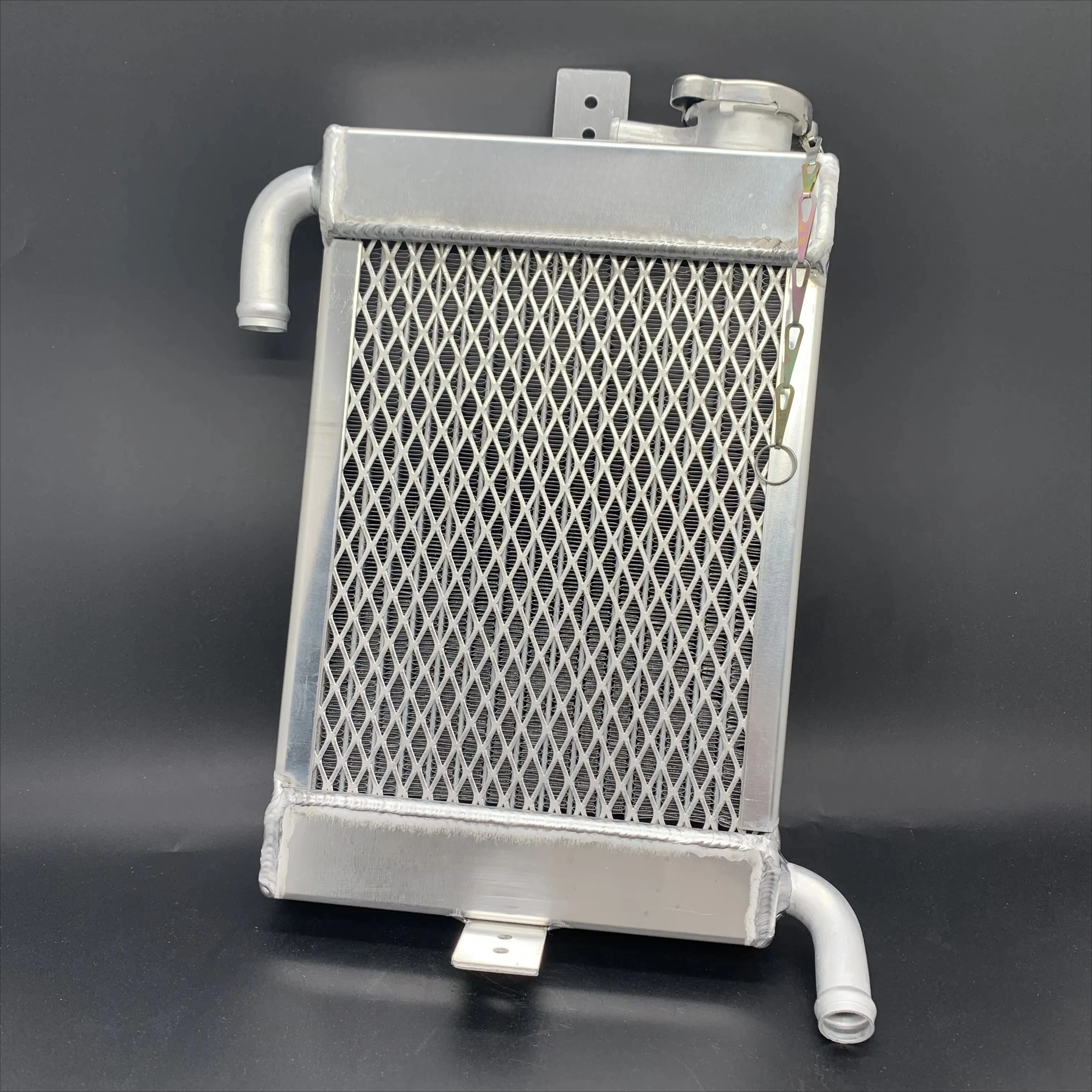 260*175*40mm Motorcycle Cooling Tank Aluminum Alloy Modified Essential Part Of The Cooling System