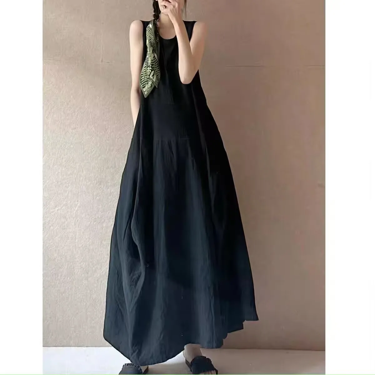 Verão novo algodão linho longo preto colete vestido em torno do pescoço emenda solto emagrecimento artístico flor casual vestidos longos n811