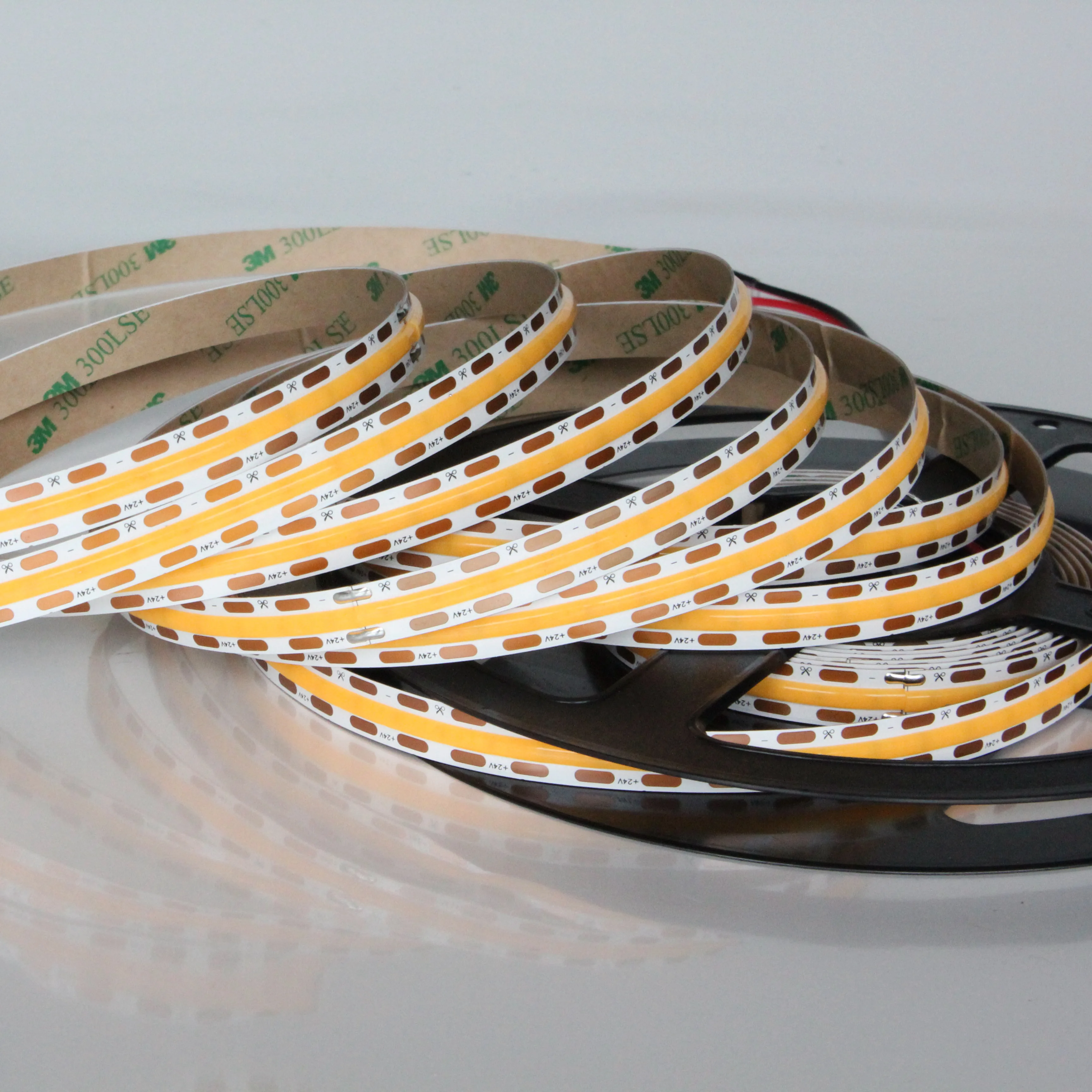 

COB Cutting freely LED Strips, non-waterproof, 480Chips/meter