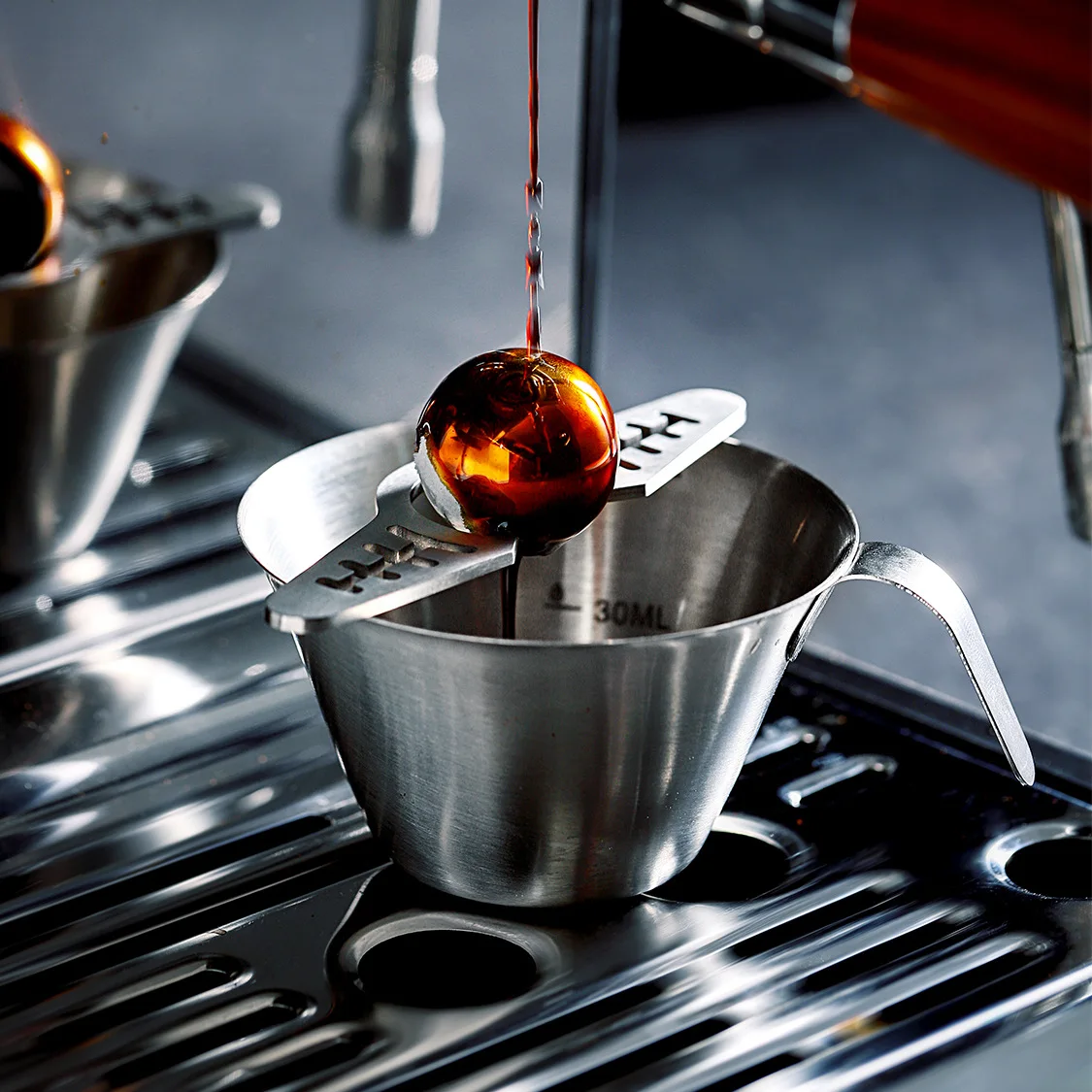 Stainless Steel Ice Ball Household Coffeware Accessory Coffee Italian Condensed Ice Ball Quick Cooling Bracket Retain The Flavor