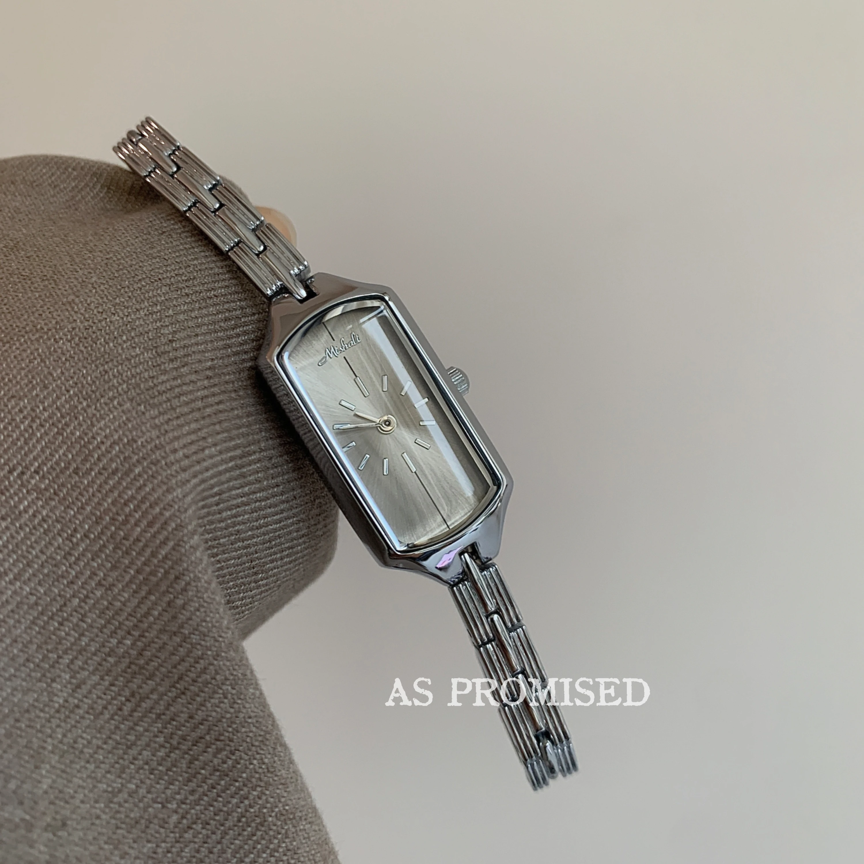 

New Women'S Wristwatch, Exquisitely Designed, Long Silver-Grey Steel Strap, High-End Quartz Watch, A Luxurious Gift For Women.