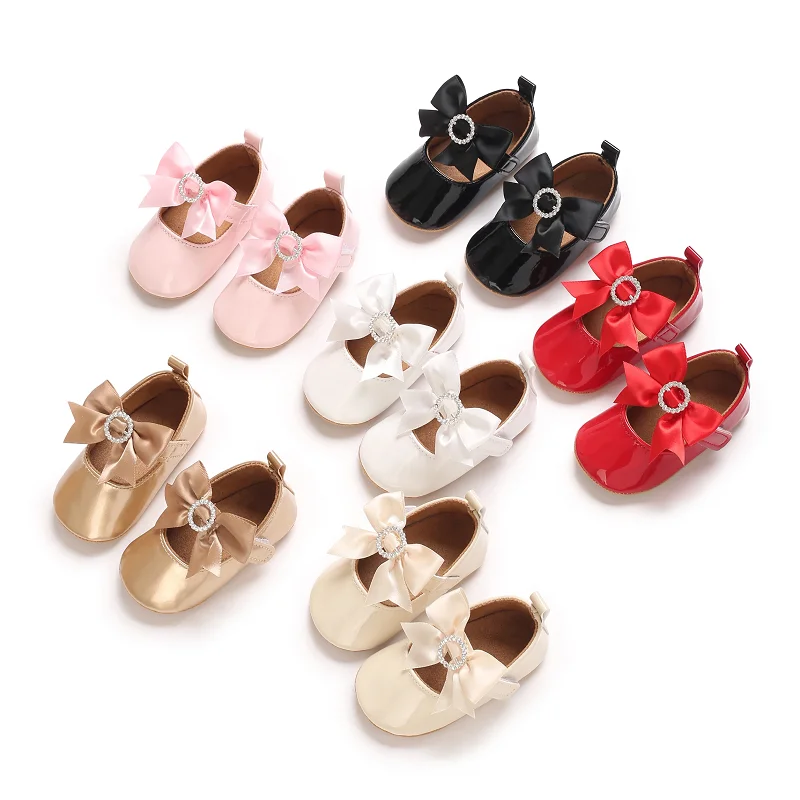 

Обувь для первых прогулок для маленьких девочек 0-18 месяцев, милые туфли принцессы, модная нескользящая обувь для прогулок на мягкой подошве для новорожденных