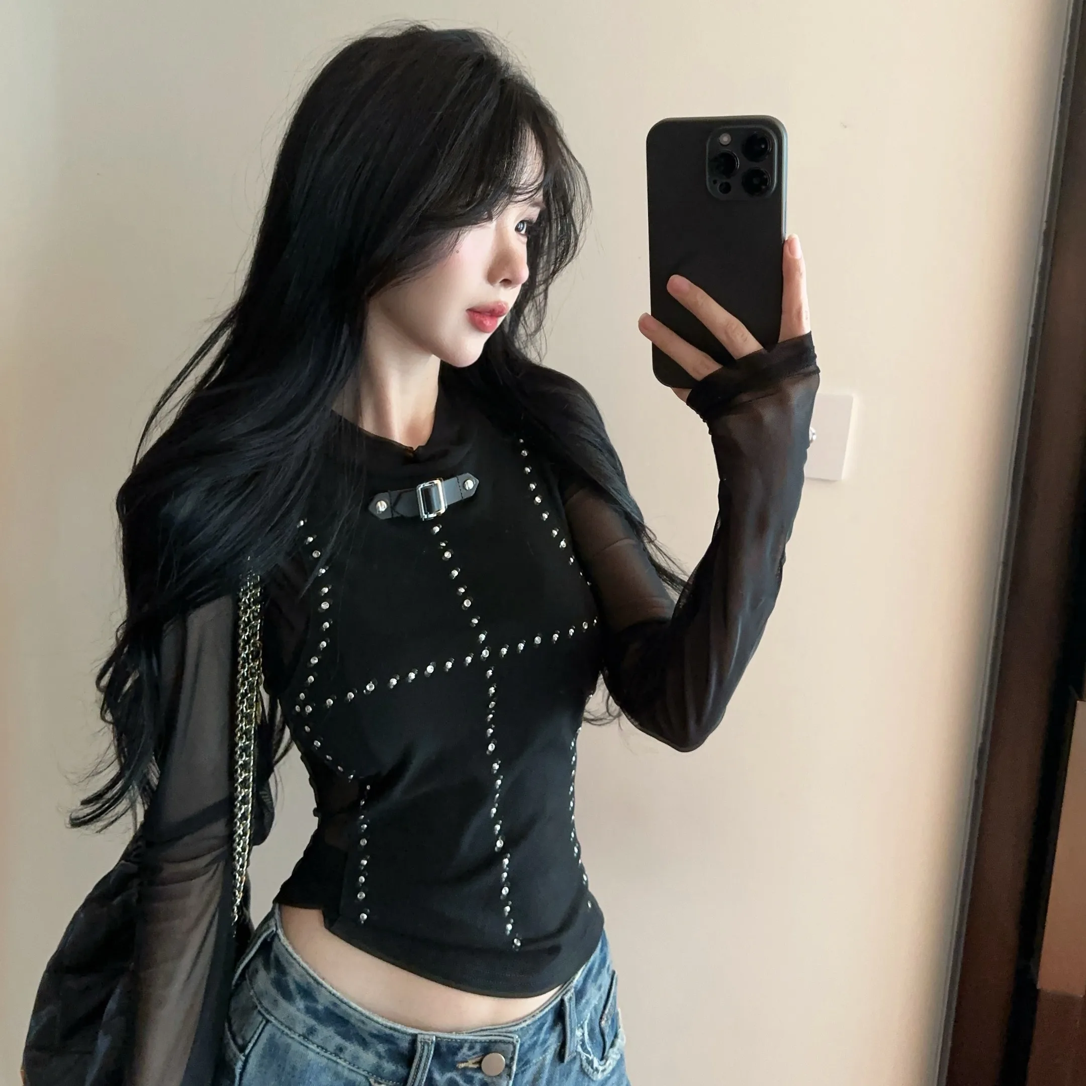 

Новинка осени 2025 года, черная рубашка со стразами, сетчатые топы, лоскутная одежда с длинными рукавами для ночного клуба, тонкая сексуальная женская футболка