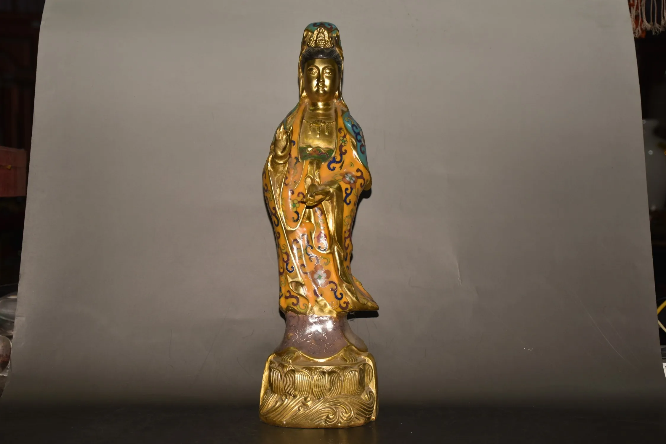 

16"Tibetan Temple Collection Old Bronze Cloisonne Guanyin Bodhisattva Station Buddha Lotus Terrace Worship Hall Town house