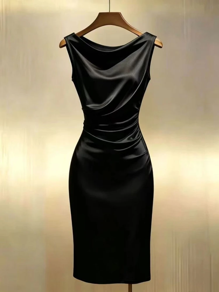 Damen-Plissee-Kleid, ärmellos, figurbetont, im französischen Stil, elegant und modisch, mittellang. – Detail 4