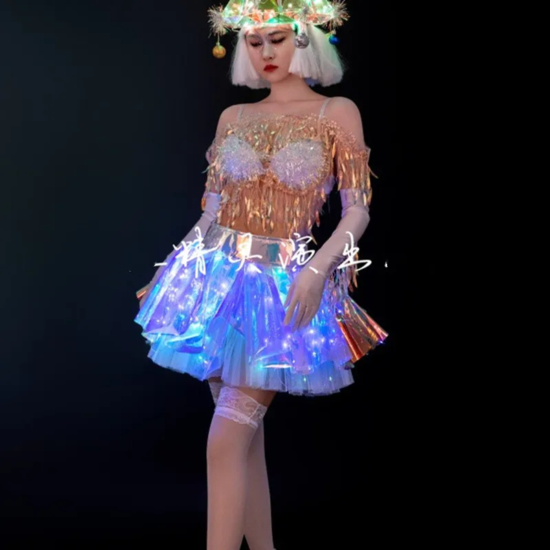 DJナイトクラブ女性シンガーダンサーシャイニーシークインタッセルトップスレーザーミニスカートセクシーステージウェアパーティーダンスチームパフォーマンスコスチューム