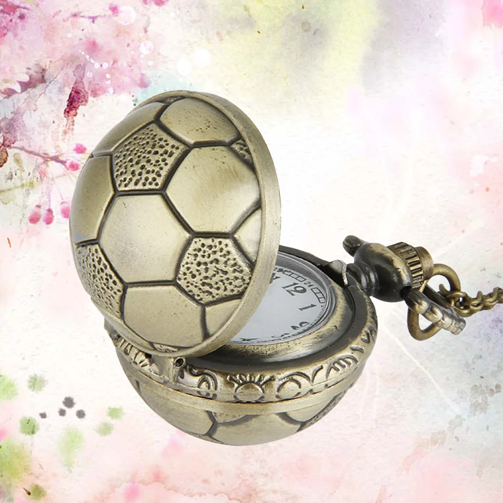 

1Pcs Vintage Pocket Watch Creative Soccer Design Durable Lightweight Exquisite Detail Perfect Workmanship Gift Pocket Watch